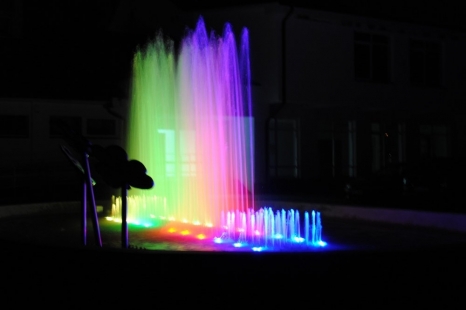 Muzikinio fontano vakarai Sintautuose