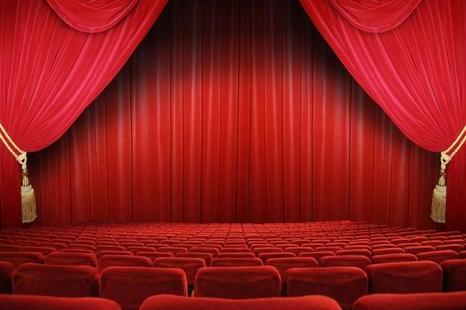 Rajono teatro kolektyvų naktis „100 žingsnių Plokščiuose“