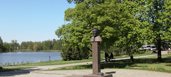 Dr. Vinco Kudirkos paminklas
